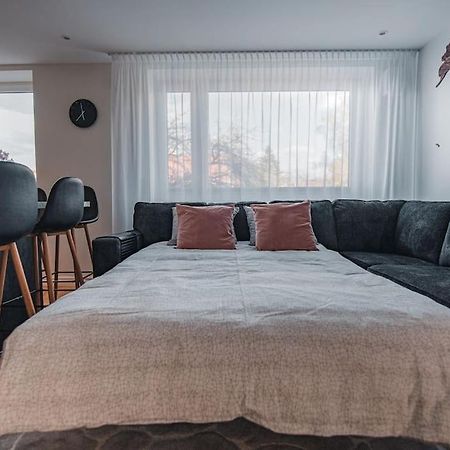 New Luxury 3Br Apartment In Old Town, Free Parking Haapsalu Eksteriør bilde