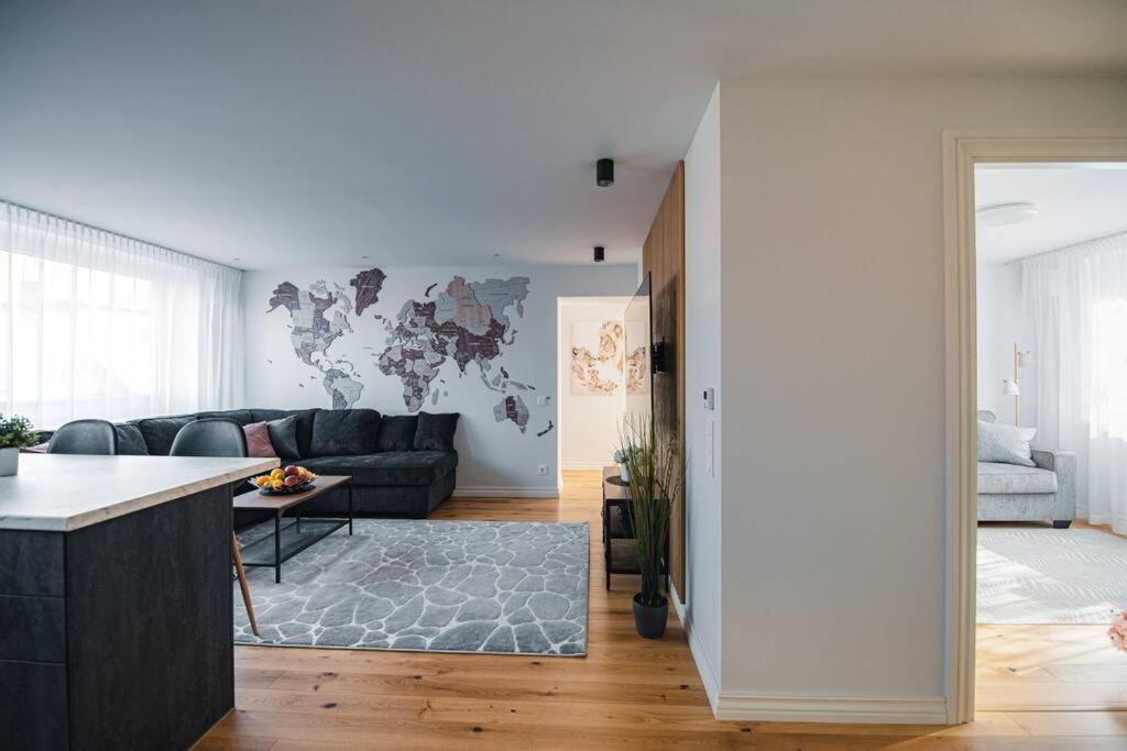 New Luxury 3Br Apartment In Old Town, Free Parking Haapsalu Eksteriør bilde